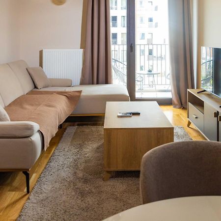 180° View Apartment In Diamond Building Скоп'є Екстер'єр фото