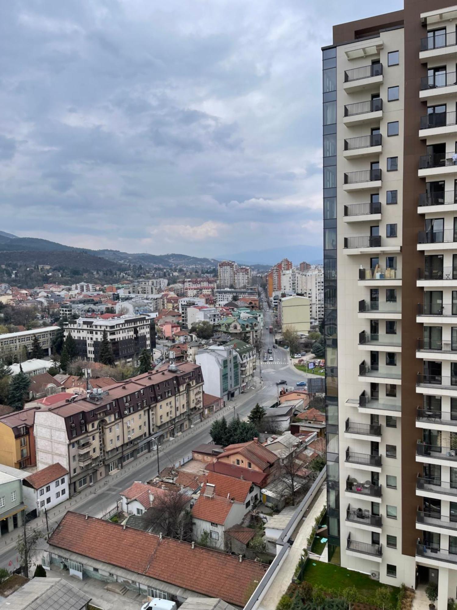 180° View Apartment In Diamond Building Скоп'є Екстер'єр фото