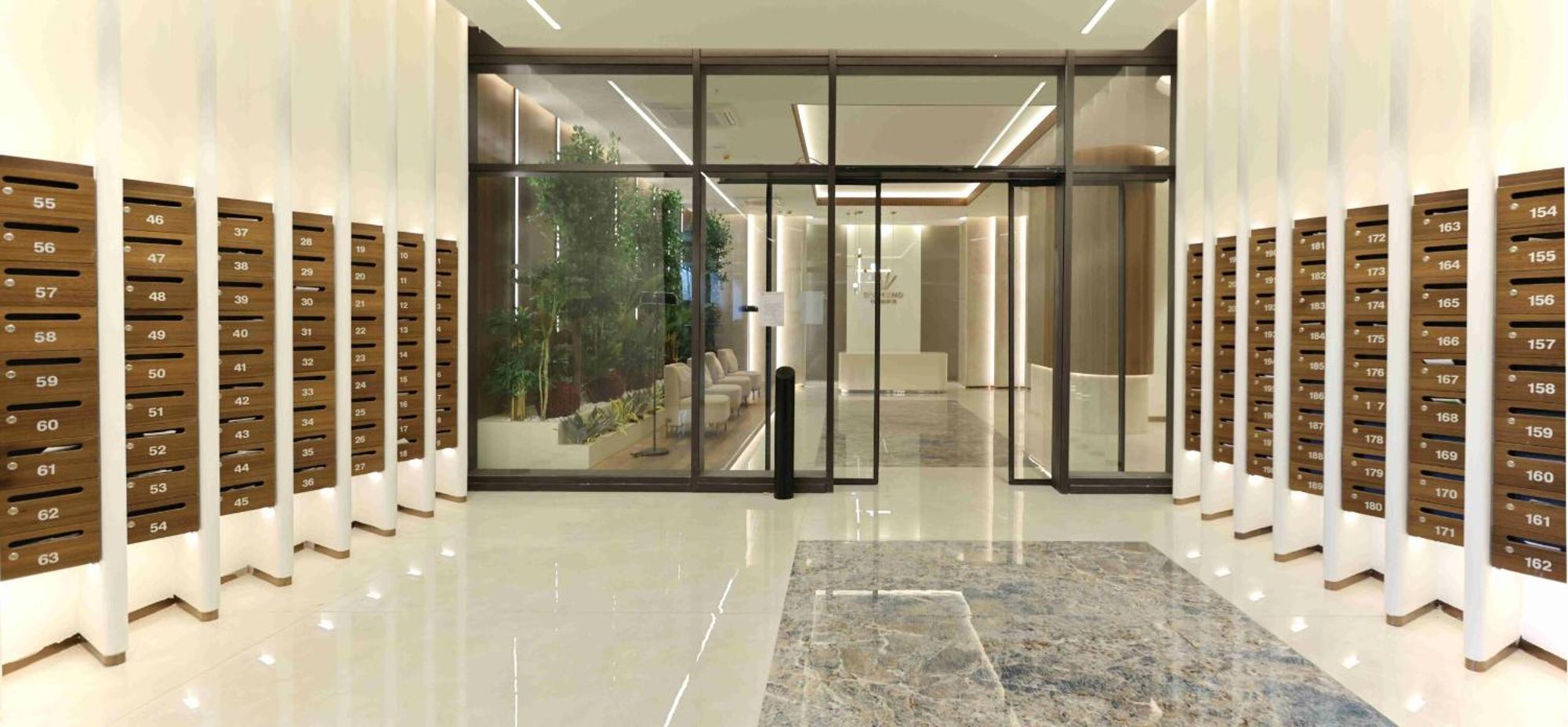 180° View Apartment In Diamond Building Скоп'є Екстер'єр фото