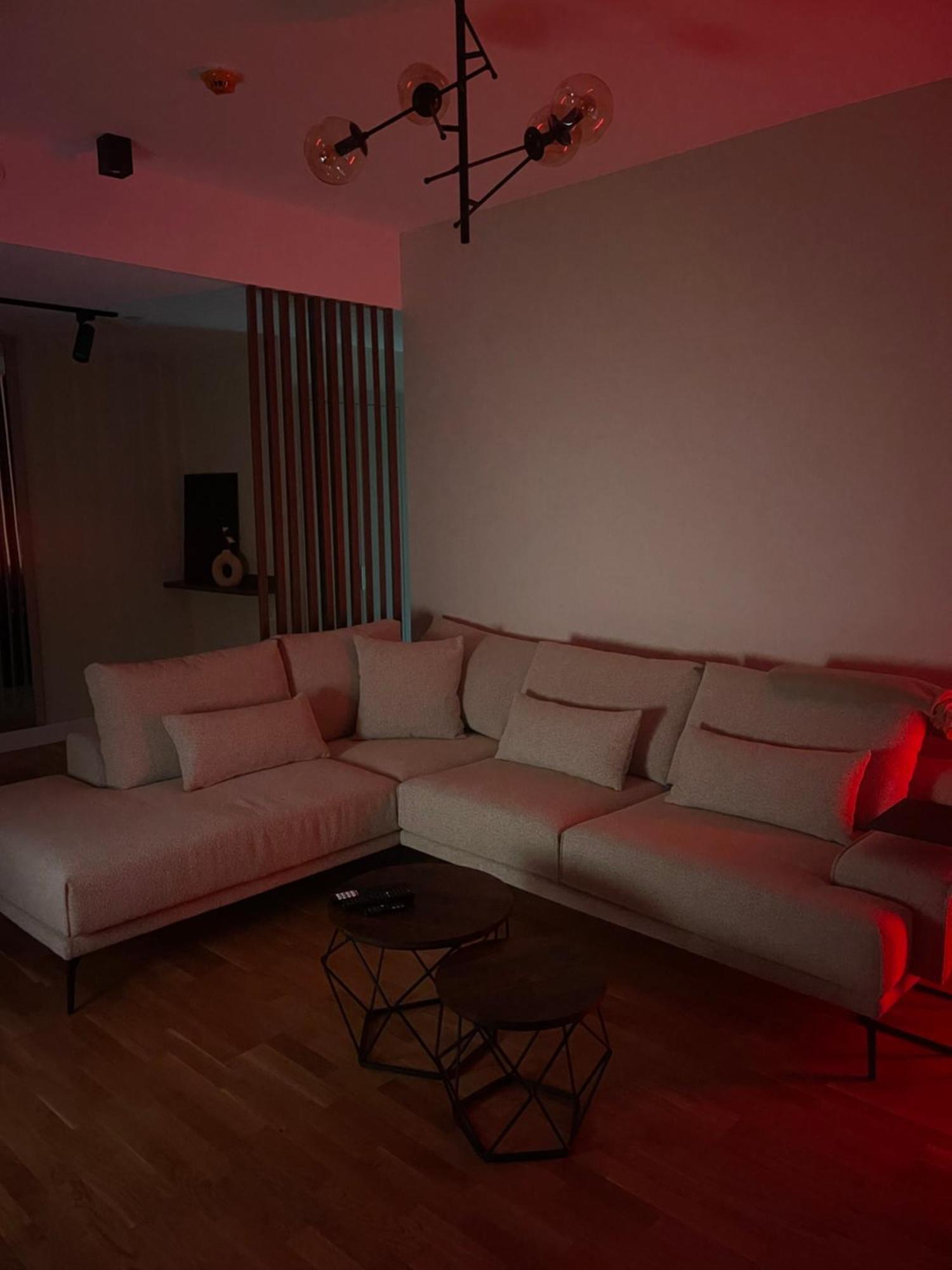 180° View Apartment In Diamond Building Скоп'є Екстер'єр фото