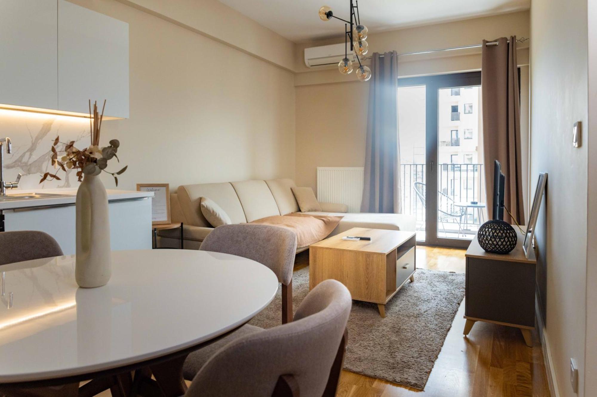 180° View Apartment In Diamond Building Скоп'є Екстер'єр фото
